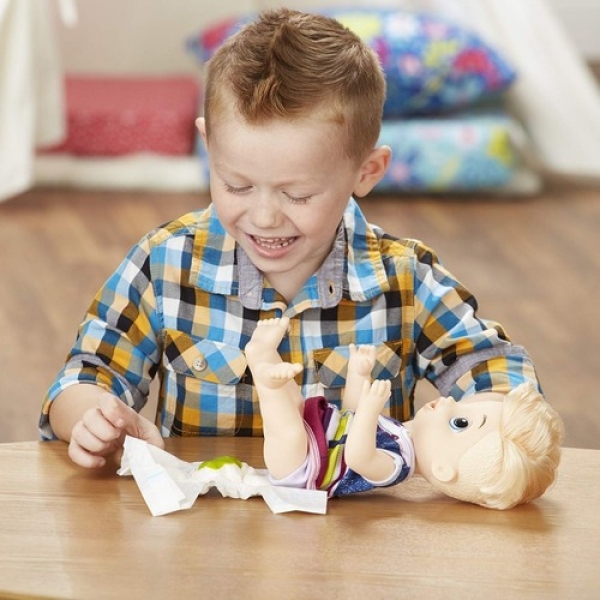 Baby Alive Ricas Comiditas Varón Hasbro - Imagen 4