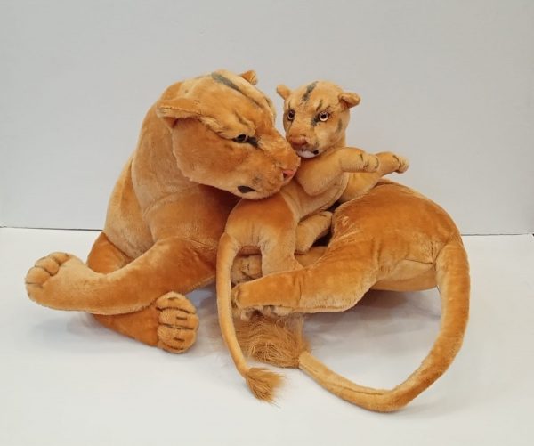 Peluche Leona Con Bebe